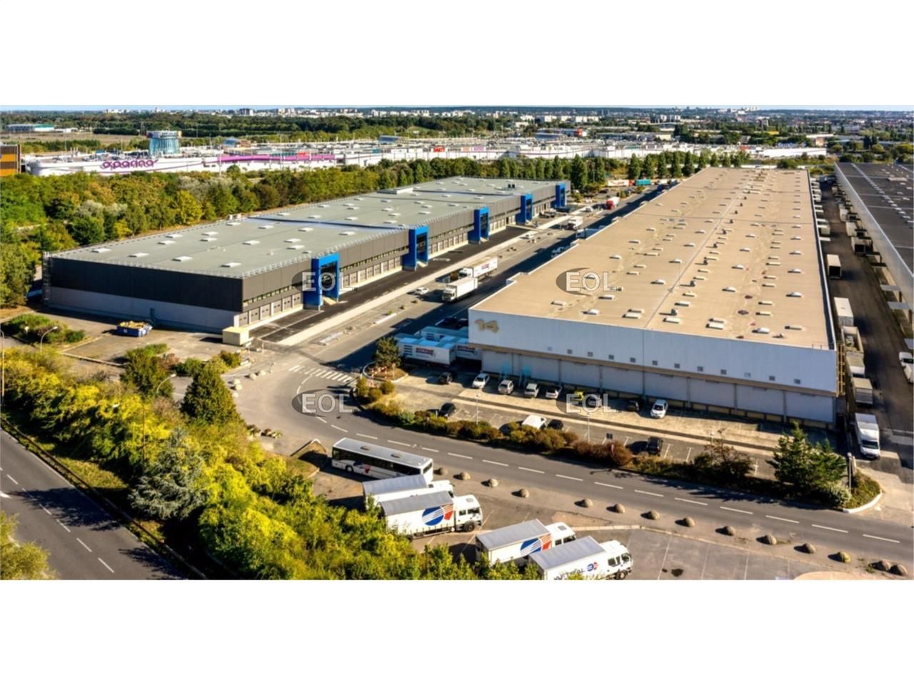 A louer - local d'activité/entrepôt avec bureaux de 1 160 m²