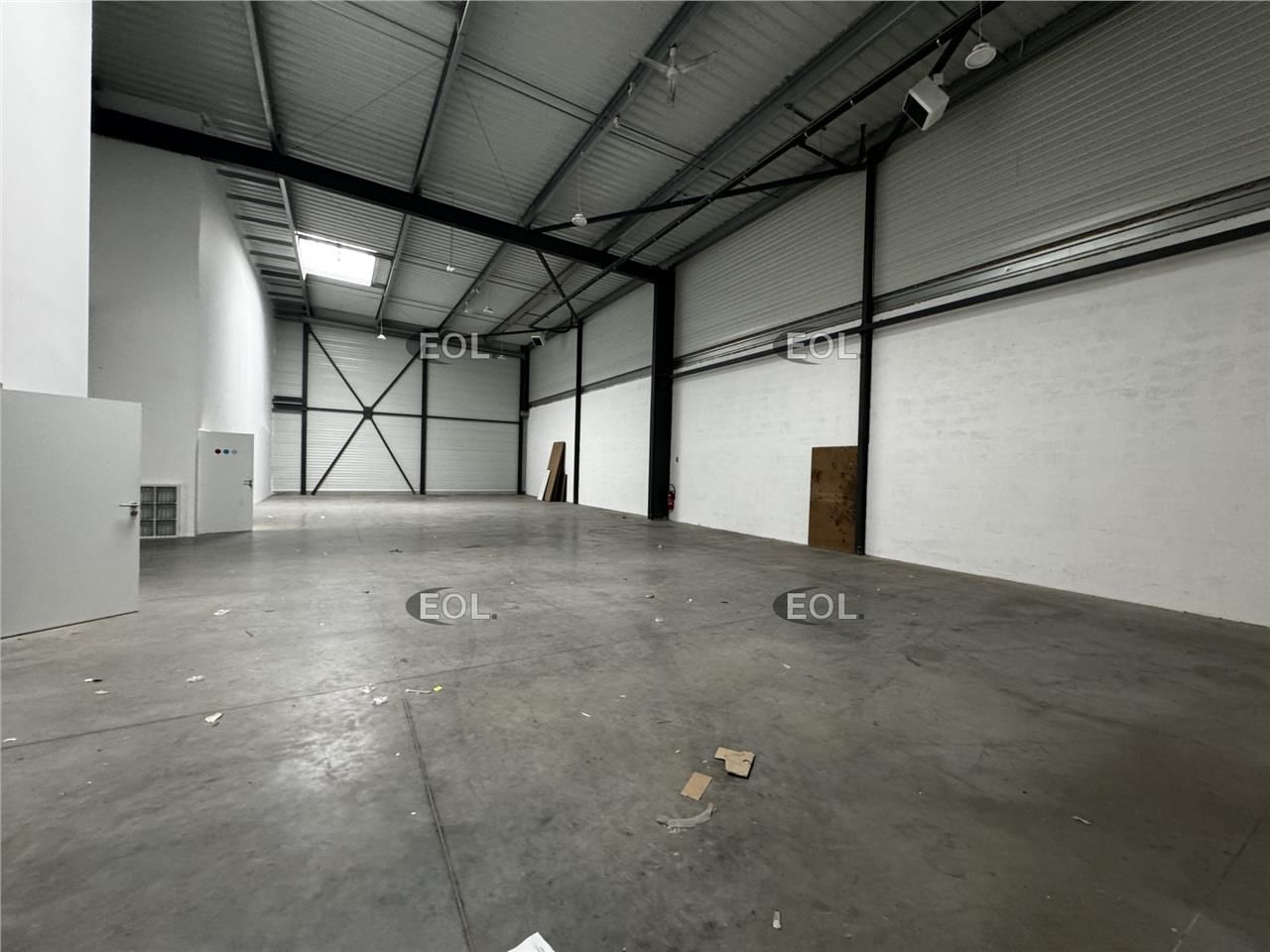 Location Local d'activités 354 m² non divisibles
