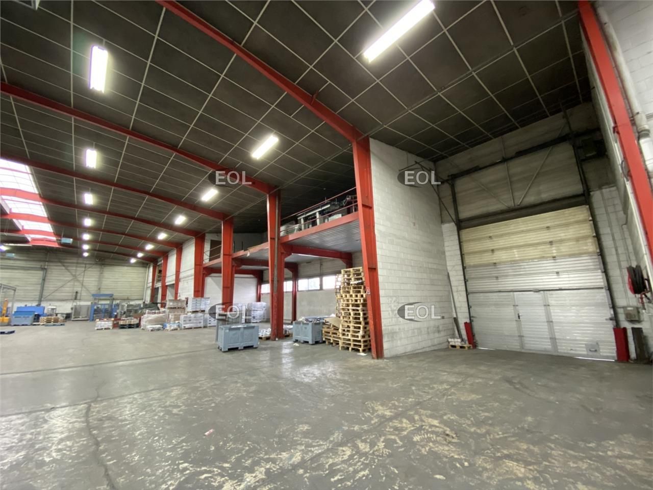 A LOUER - Entrepôt de 10 310 m²