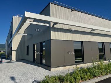 Vente Local d'activités 300 m² non divisibles