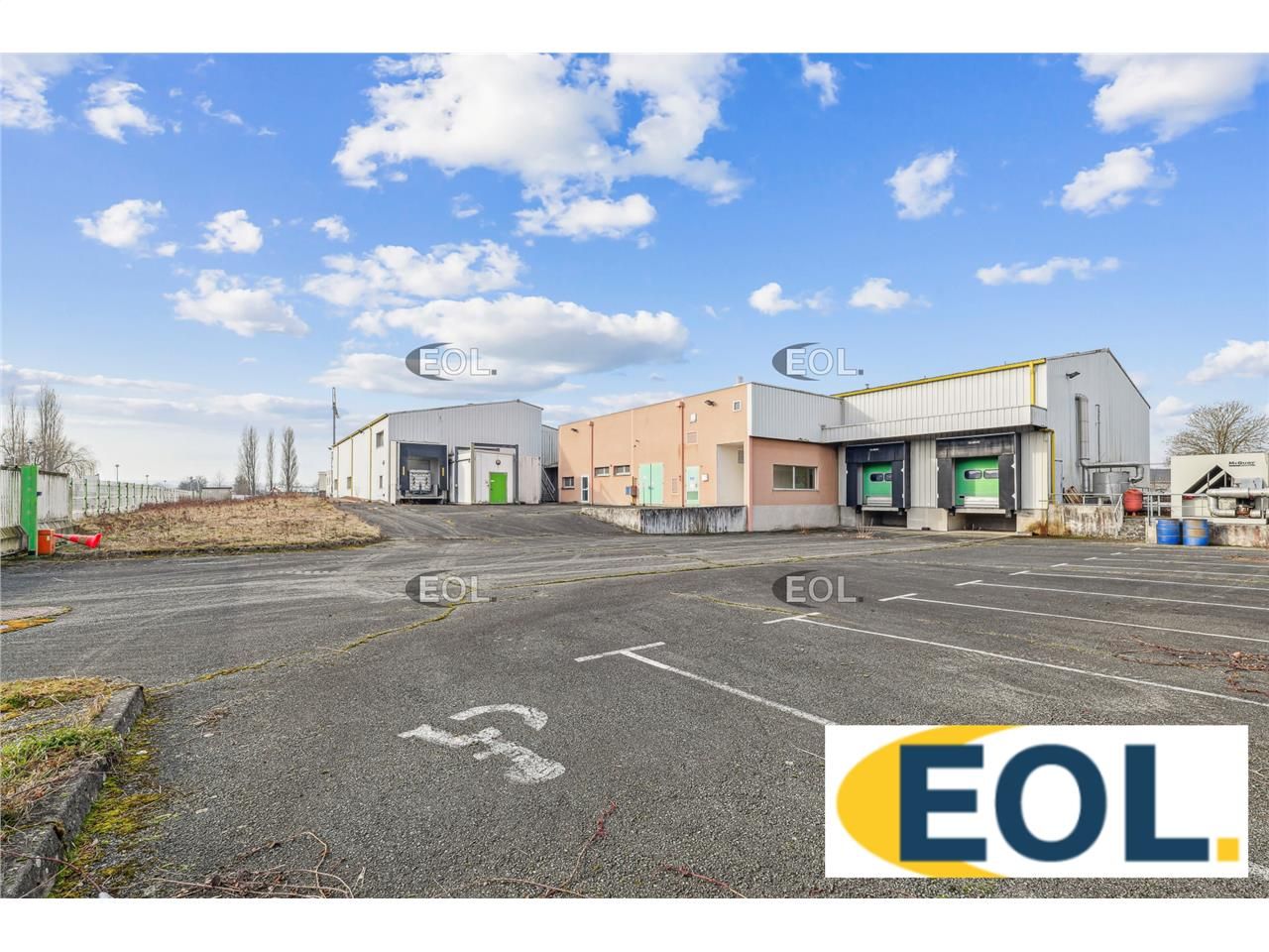 Vente Entrepôt 1993 m² non divisibles