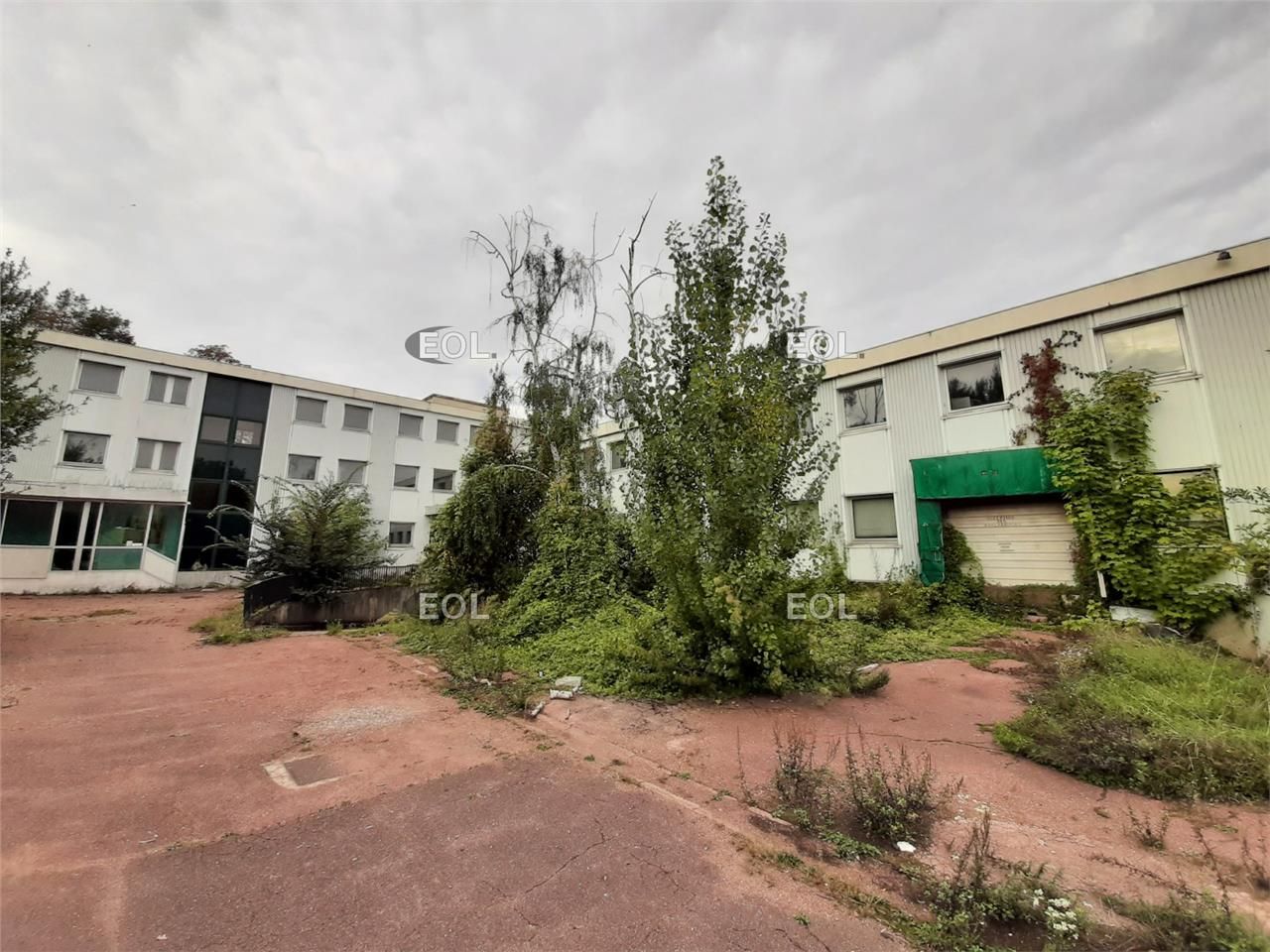 Location Local d'activités 3742 m² non divisibles