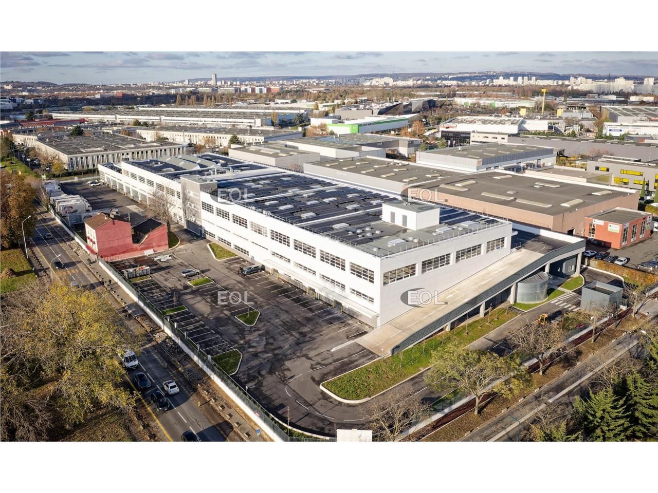 Location Entrepôt 4346 m² non divisibles