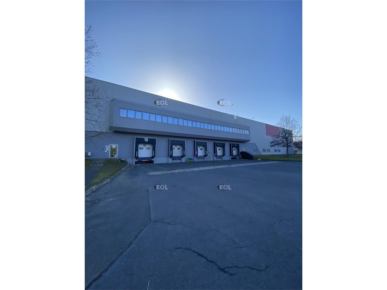 A louer - entrepôt de 3 800 m²