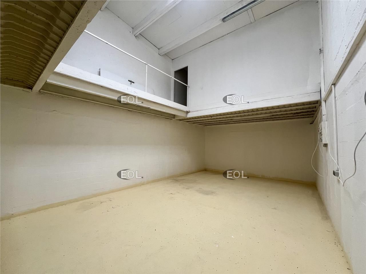 A louer - locaux d'activité/entrepôts à partir de 80 m²