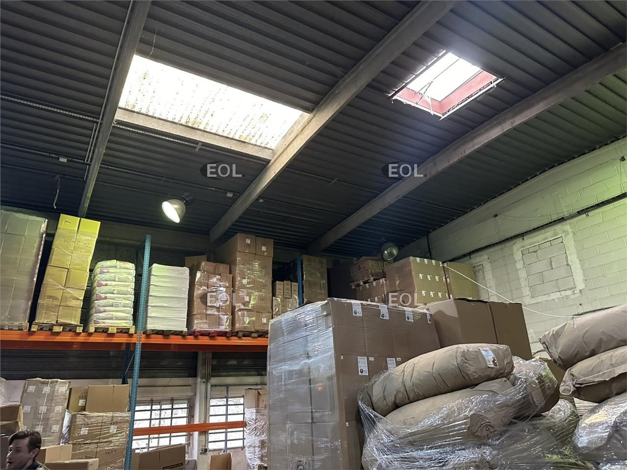 Vente Entrepôt 2366 m² non divisibles