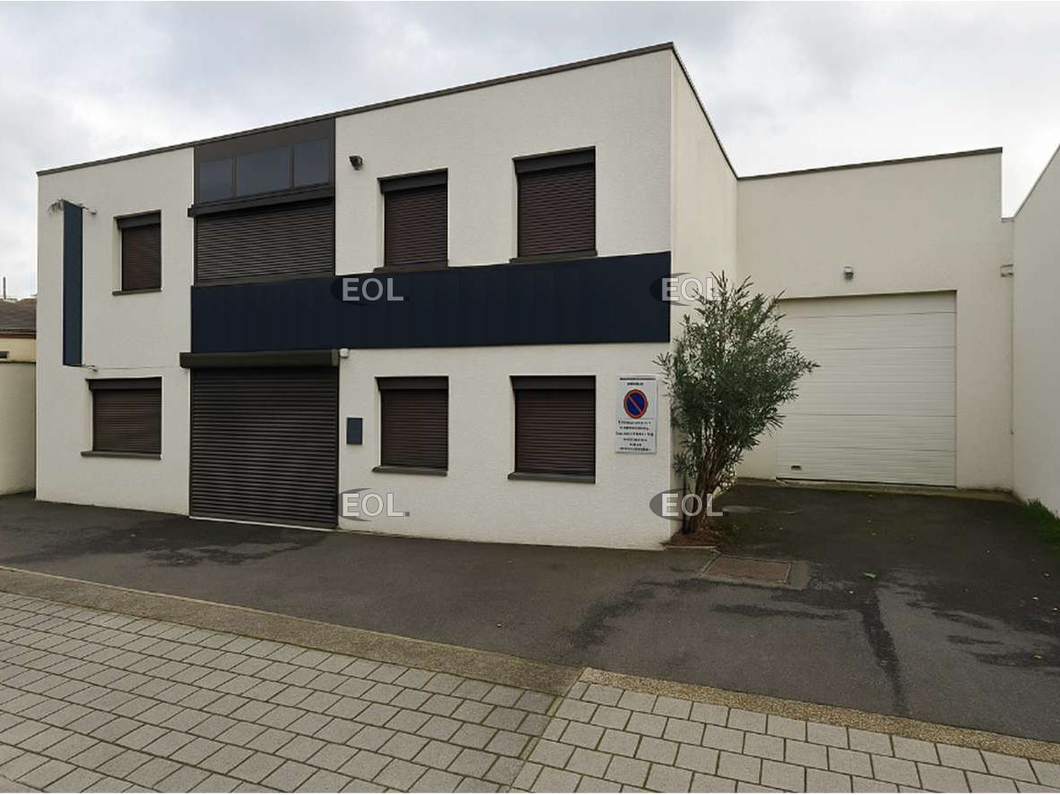 Location Local d'activités 1424 m² non divisibles
