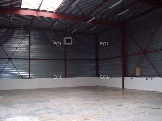 A LOUER : Local d'activités de 544 m²