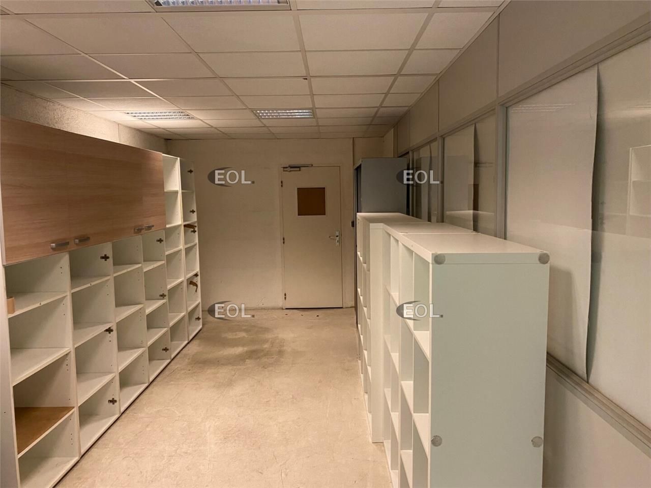 A louer - Locaux d'activités/bureaux de 600m² en très bon état à Bondoufle