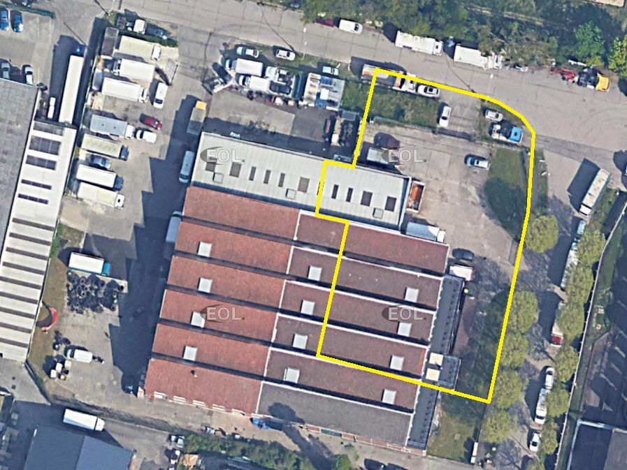 A LOUER : Local d'activités de 820 m²