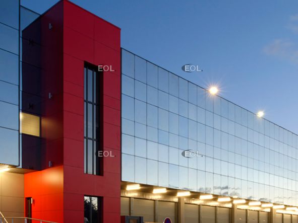 Location Entrepôt 1718 m² non divisibles