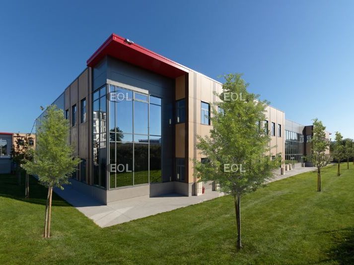 Location Entrepôt 420 m² non divisibles