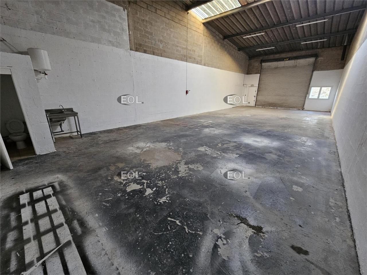 Location local d'activité de 131 m² - Villeneuve saint Georges (94)