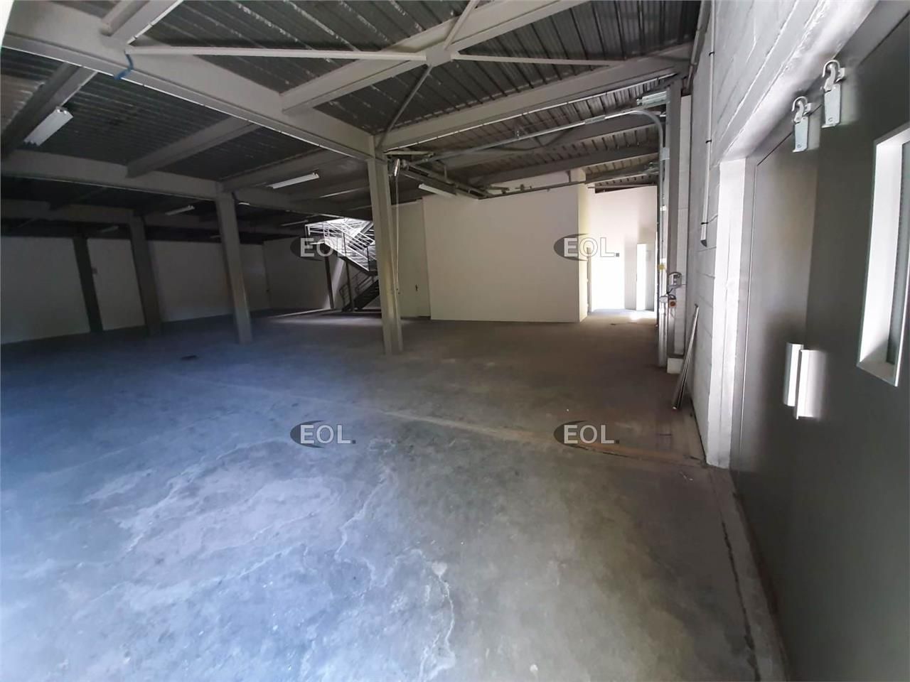 A LOUER - Local d'activité de 607 m² à Morangis (91)