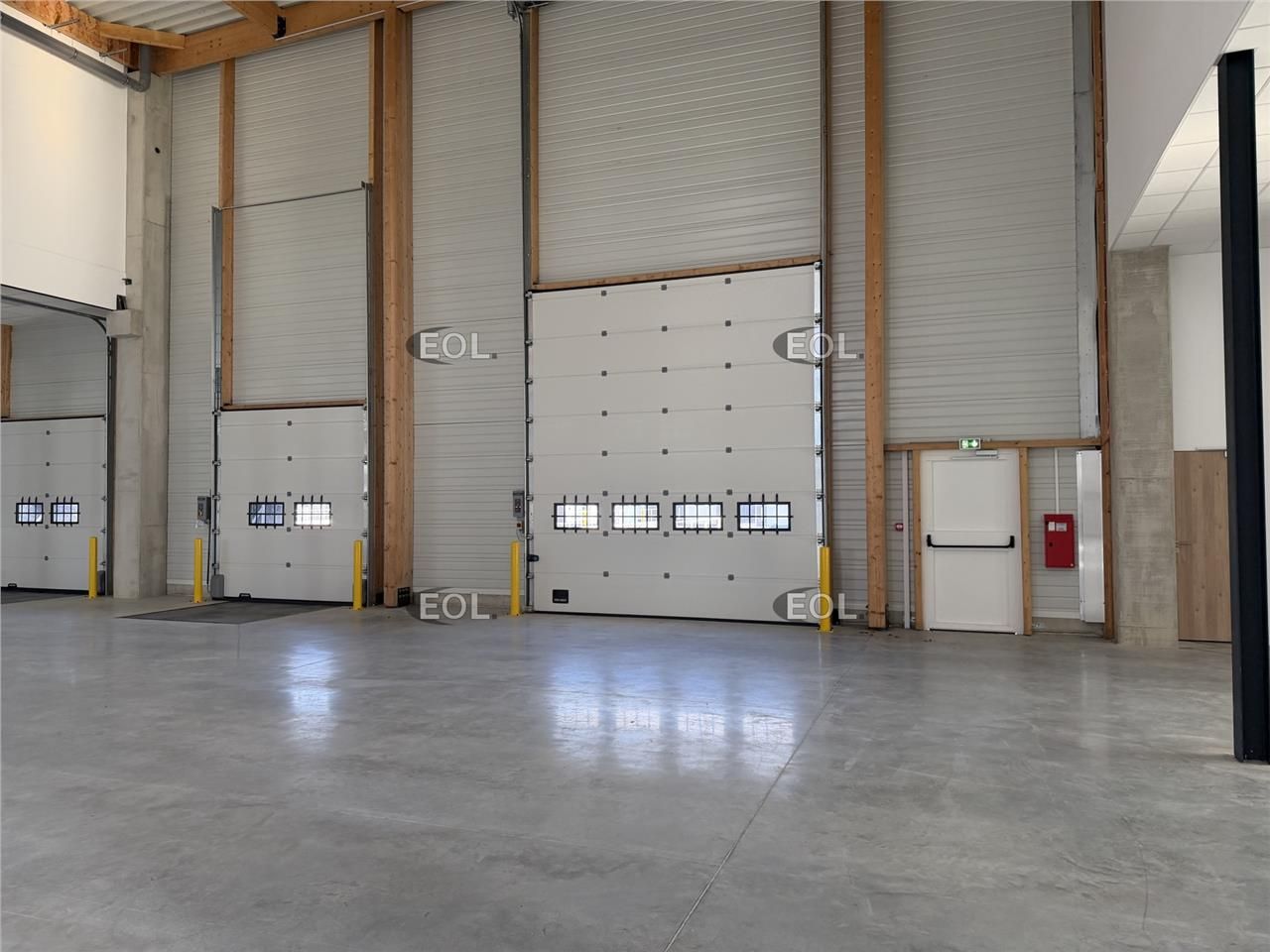 A louer, cellules d'activité de dernières génération à MOISSY CRAMAYEL (77)