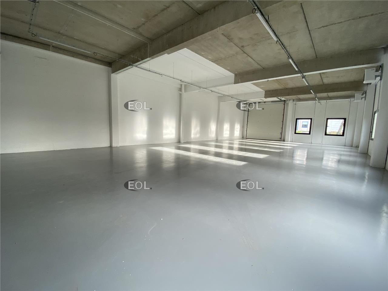 Local d'activités de 519 m² à louer à Villebon-sur-Yvette (91)