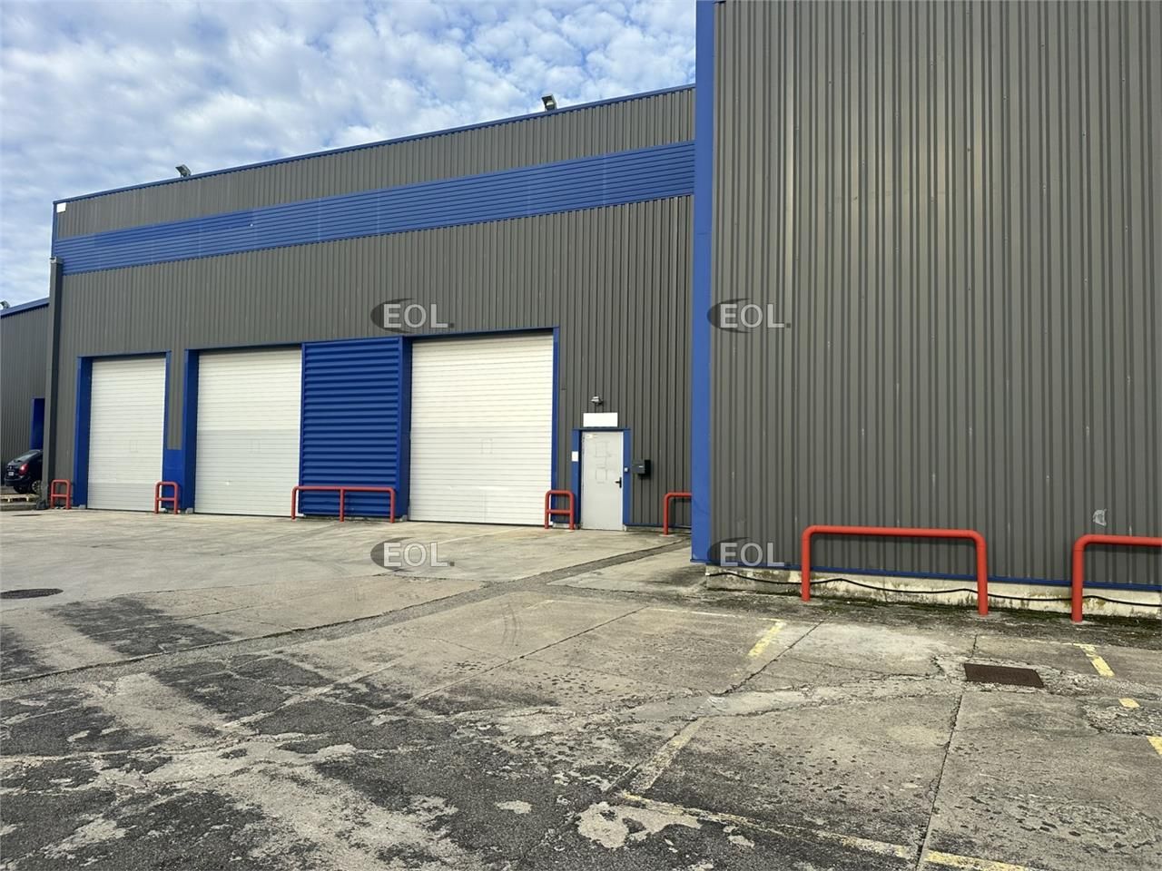 A louer cellule de stockage/activité au Thillay (95)