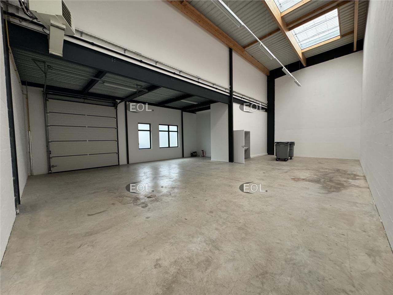 Location Local d'activités 755 m² divisibles à partir de 229 m²