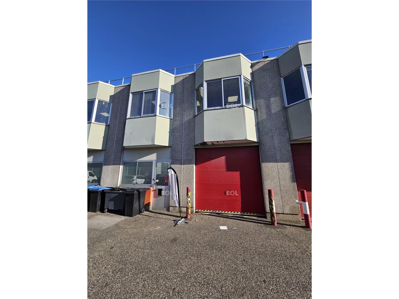 Location Local d'activités 369 m² non divisibles