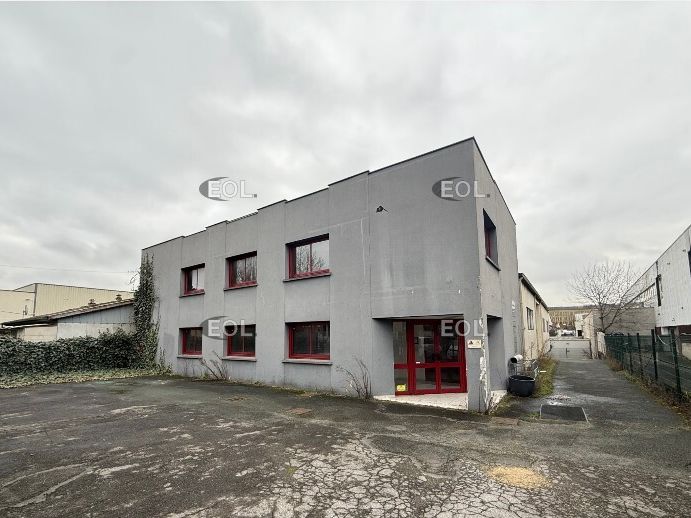 Location Local d'activités 930 m² non divisibles