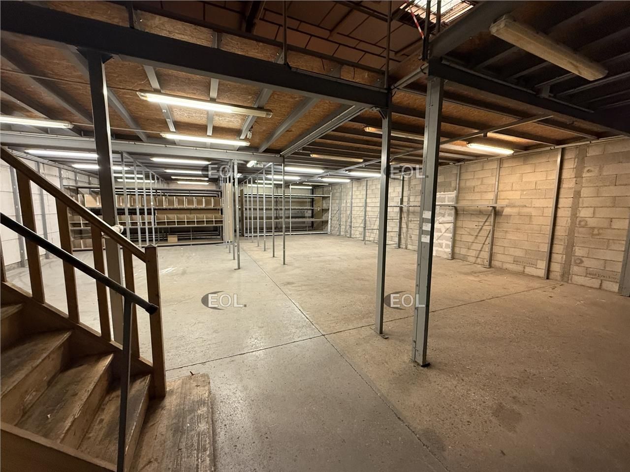 A LOUER - Local d'activité de 226 m² à Brie-Comte-Robert (77)