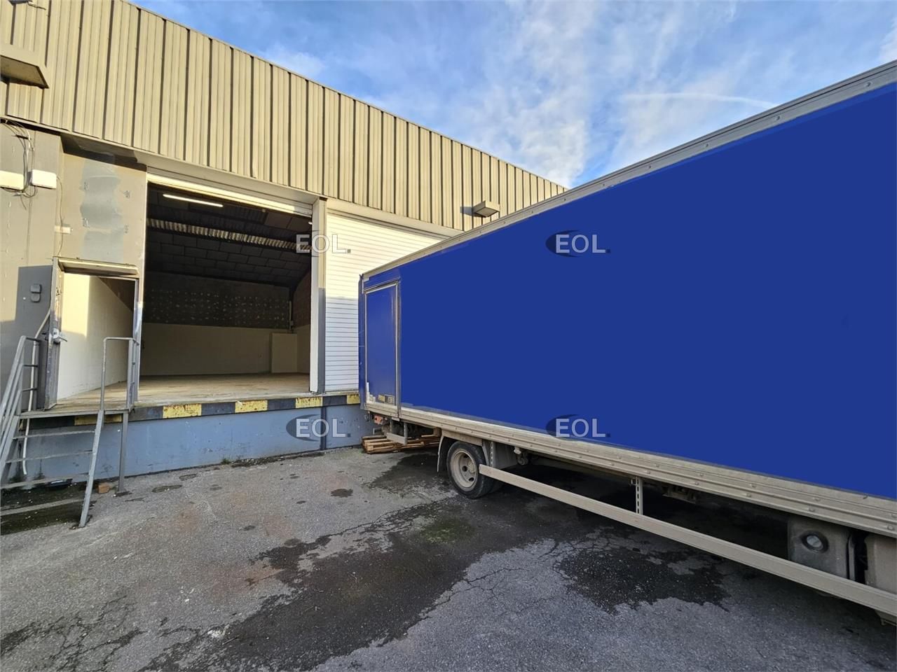 Location Entrepôt de 190 m² avec quai à Villeneuve-Saint-Georges (94)