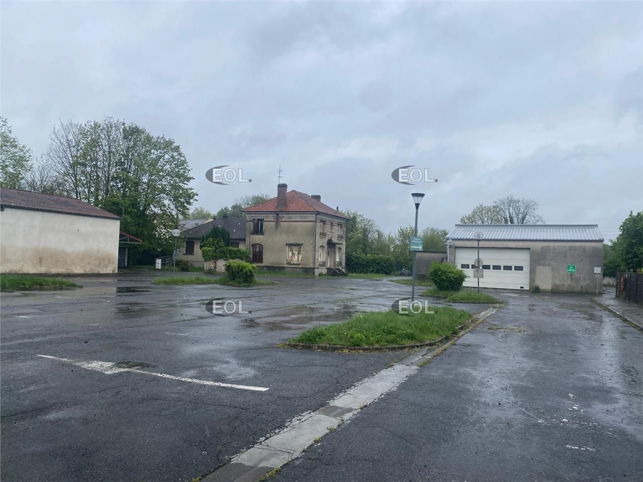 Vente Local d'activités 1977 m² non divisibles