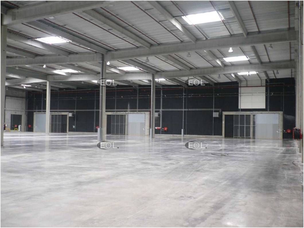 PLATEFORME LOGISTIQUE DISPONIBLE IMMEDIATEMENT