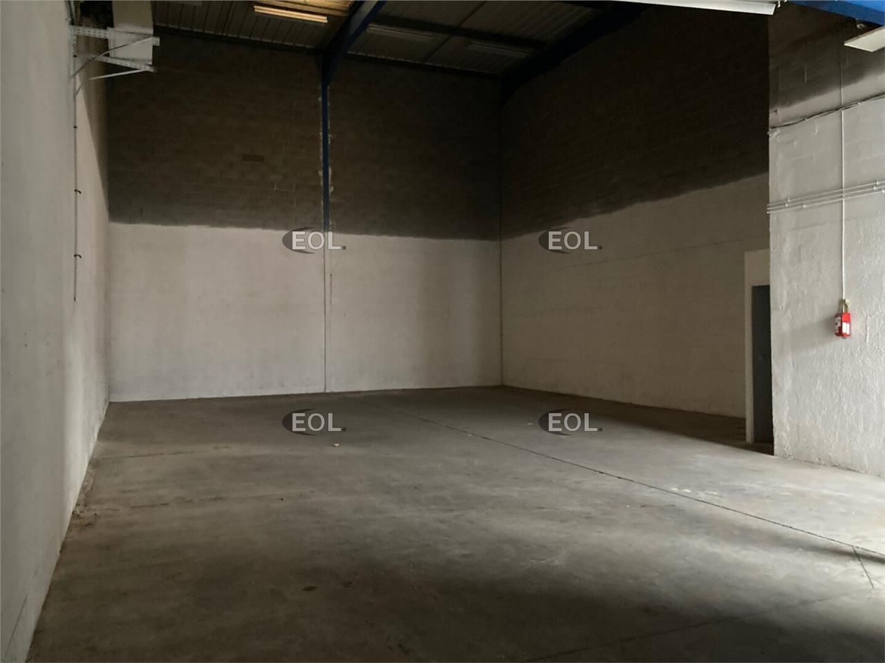 Location Local d'activités 267 m² non divisibles