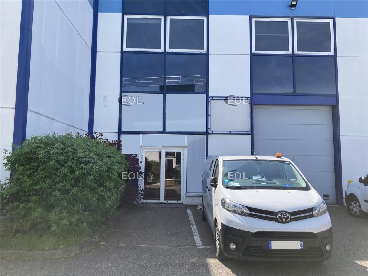 Location Local d'activités 398 m² non divisibles