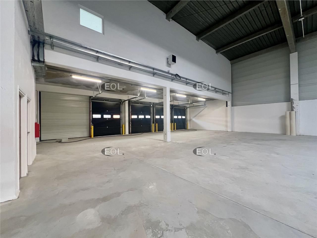 Location Entrepôt 7648 m² divisibles à partir de 1591 m²