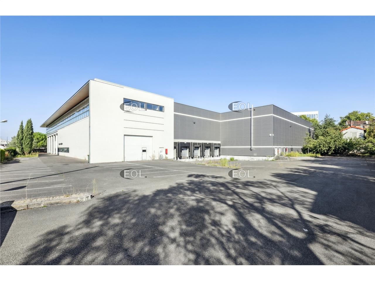 Location Local d'activités 7096 m² non divisibles