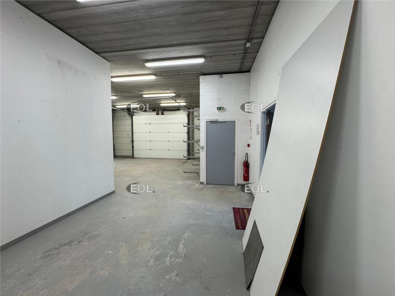 Local d'activité de 301 m² à louer - Champs-sur-Marne (77)