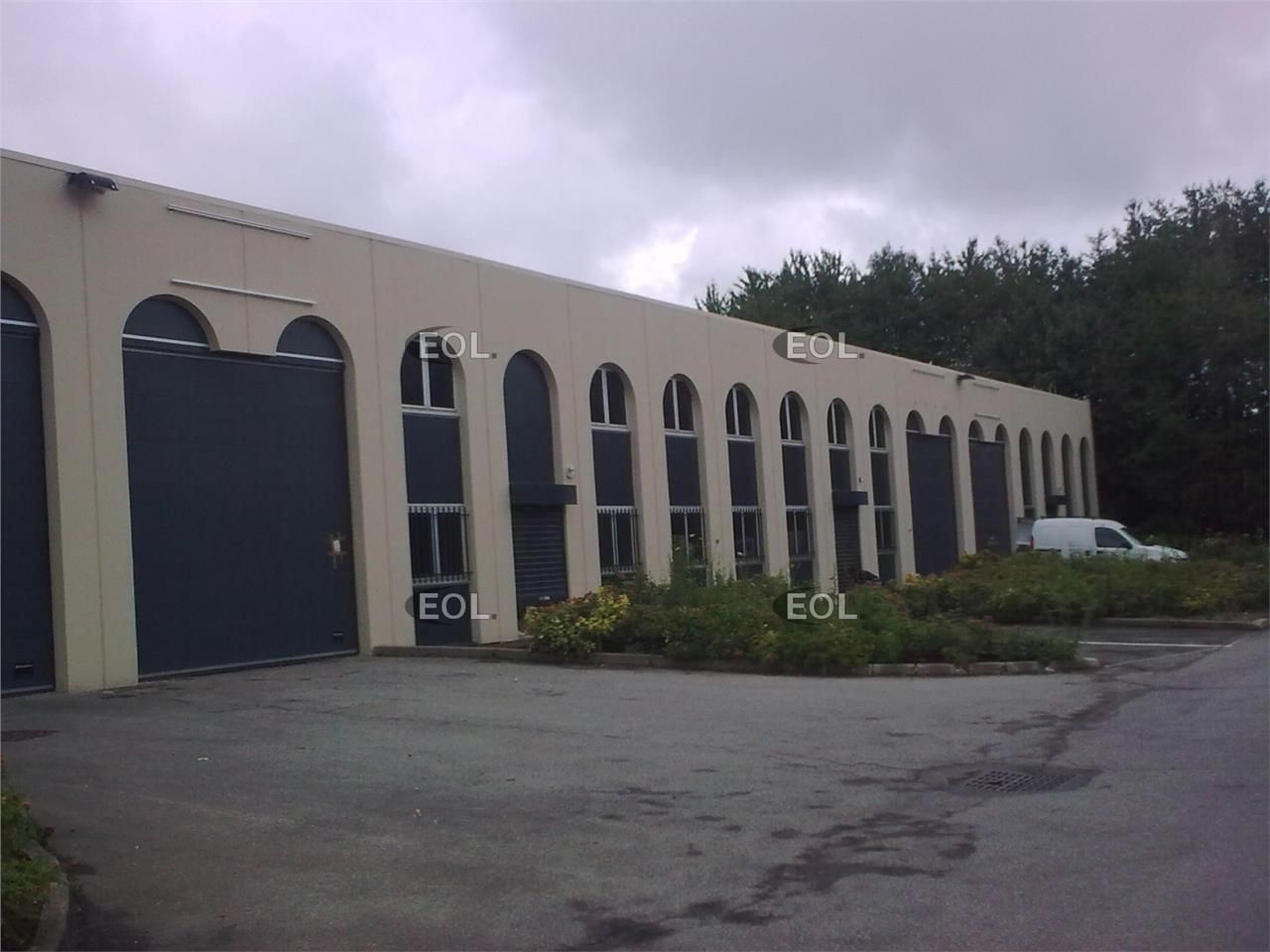 Location Local d'activités 1160 m² divisibles à partir de 530 m²