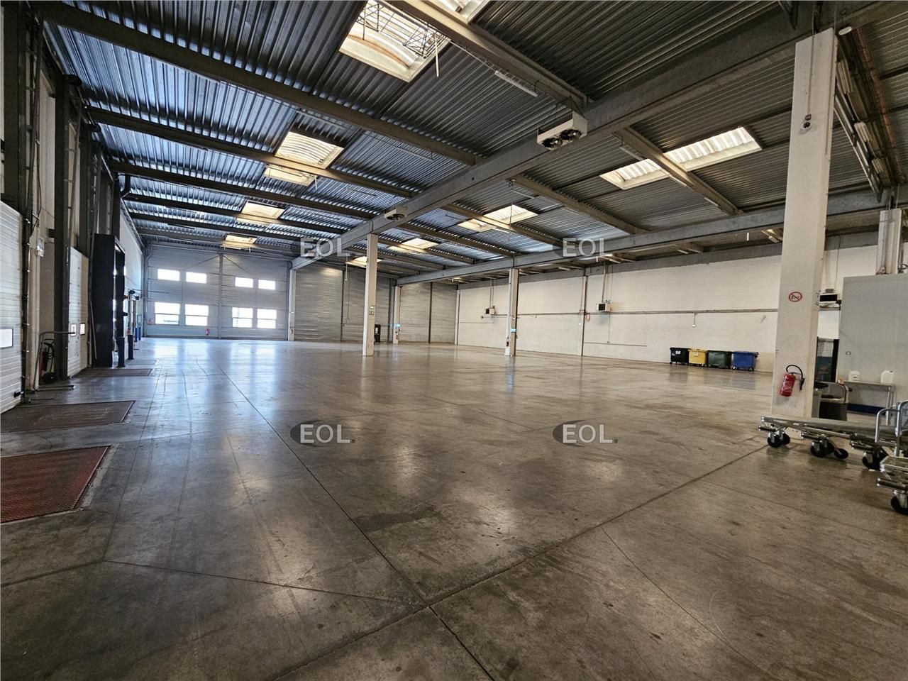 A LOUER - Bâtiment d'activité de 4 200 m² à Ivry sur Seine (94)