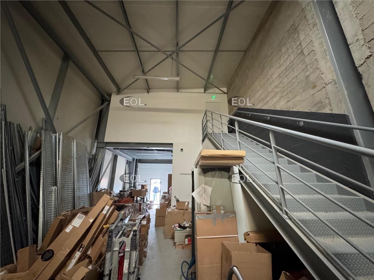 Servon (77) - A louer - Local d'activité avec bureaux de 140 m²