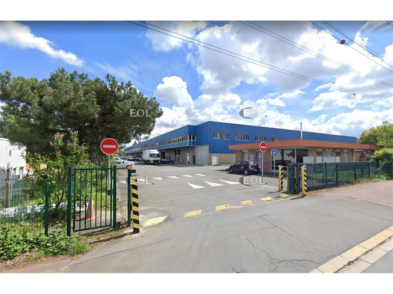 Local d'activité de 1 473 m² disponible à la location à Antony (92)