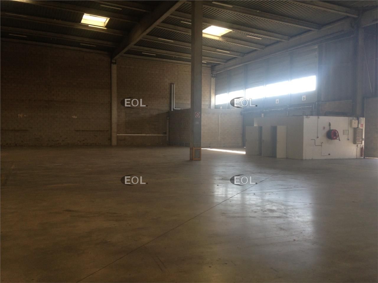 Entrepôt logistique de 2 582 m² à louer à Combs-la-Ville (77)