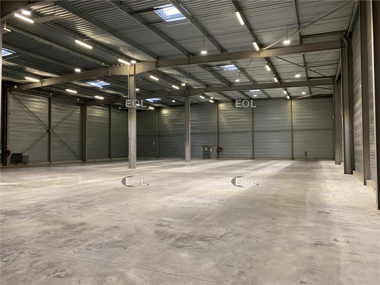 À LOUER – entrepôt de 1 724 m²