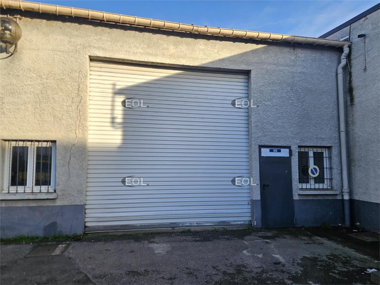 Location Local d'activités 127 m² non divisibles