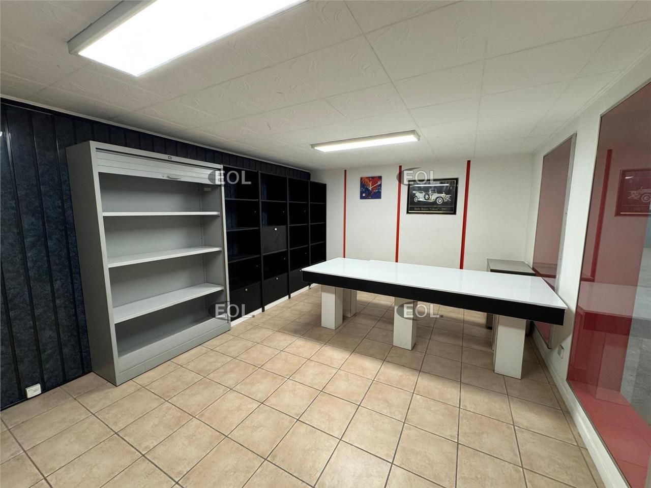 A LOUER - Bâtiment d'activité avec bureaux à partir de 270 m² à Brie-Comte-Robert (77)