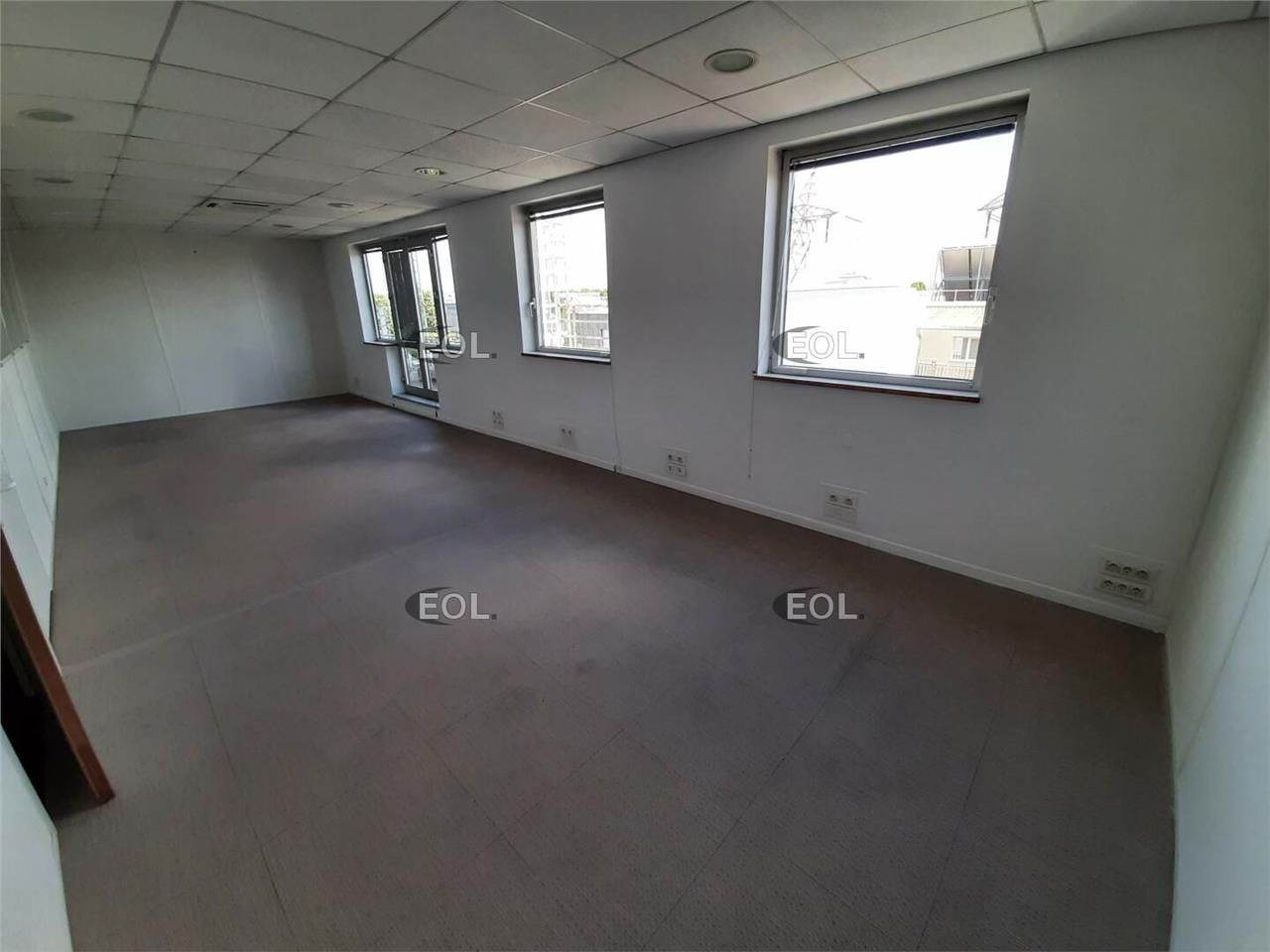 Location Bureaux 667 m² non divisibles