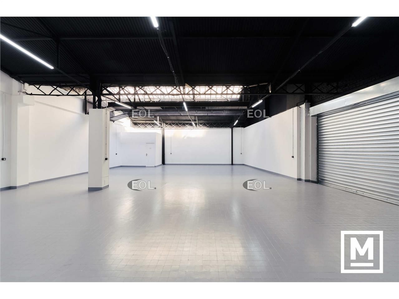 Location Entrepôt 229 m² non divisibles