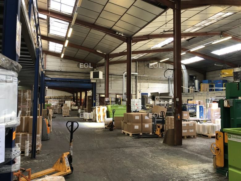 Vente Local d'activités 3900 m² non divisibles