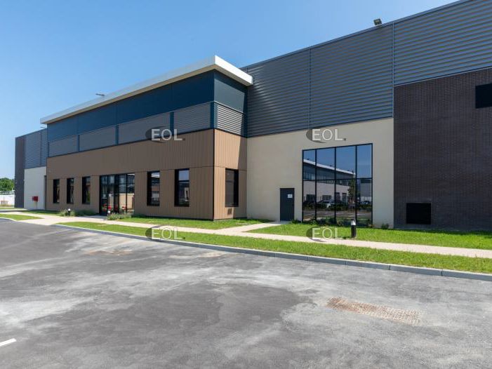 Location Local d'activités 2168 m² non divisibles