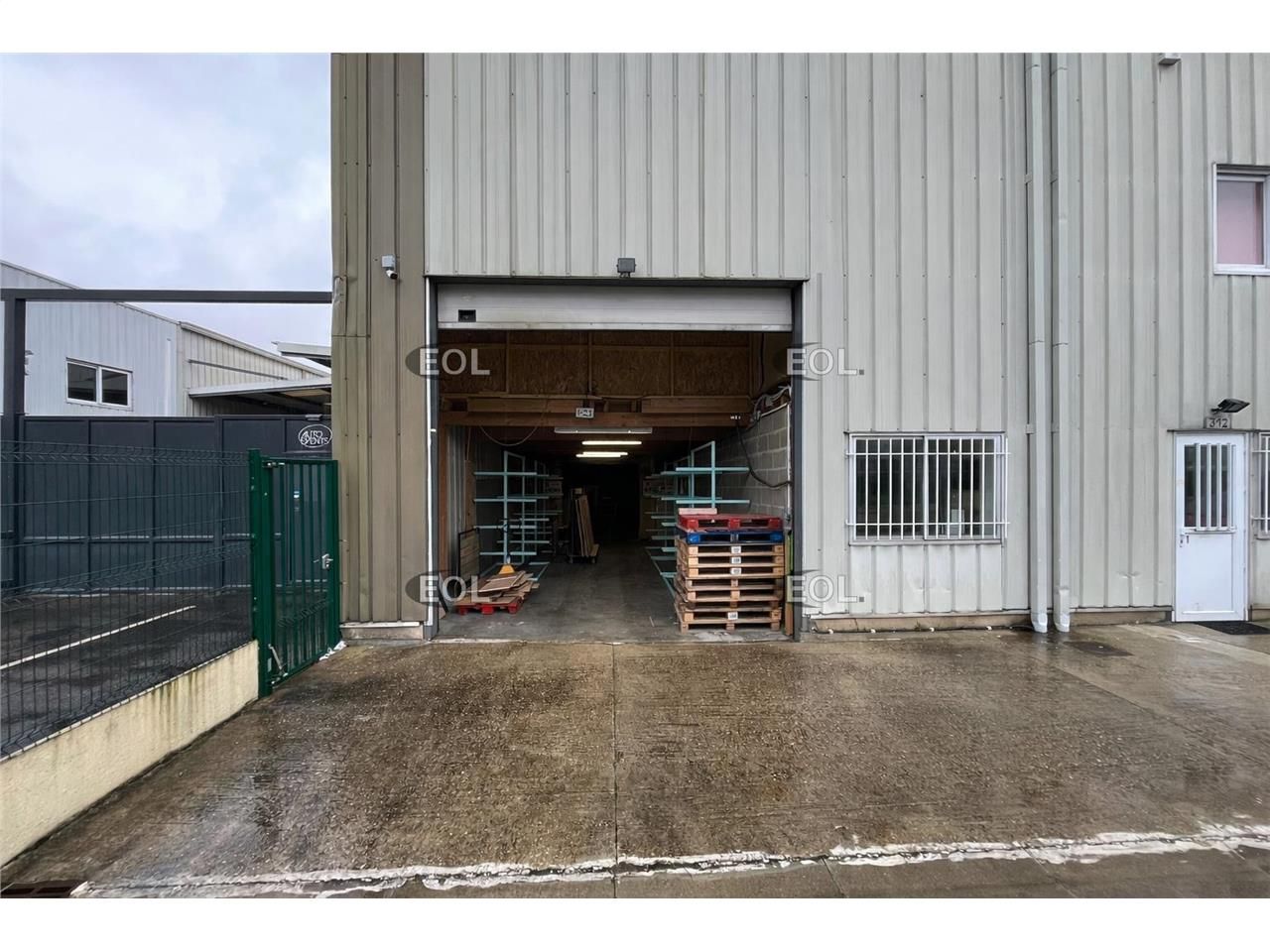 Location Local d'activités 447 m² non divisibles