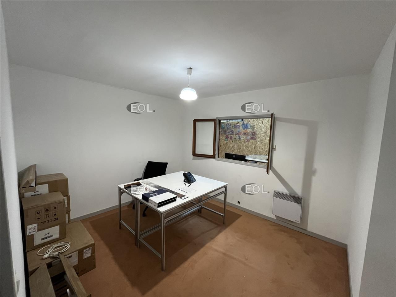 Epone : Local d'activité ou à louer !