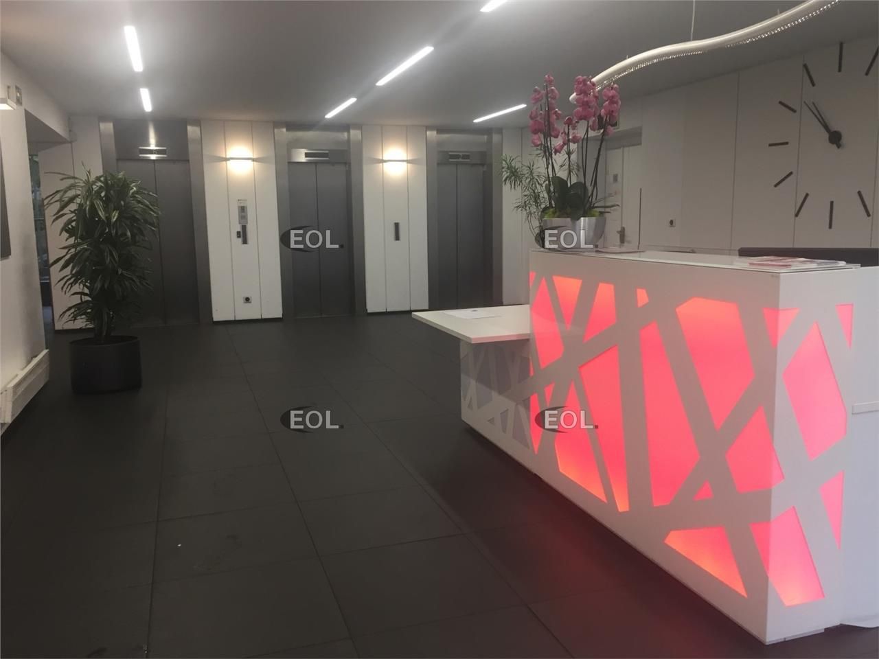 Location surface 180 m² de Bureaux - CHARENTON-LE-PONT (94)