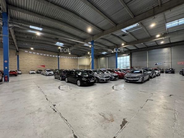 A LOUER - Local d'activités de 3 163m² - Taverny (95)