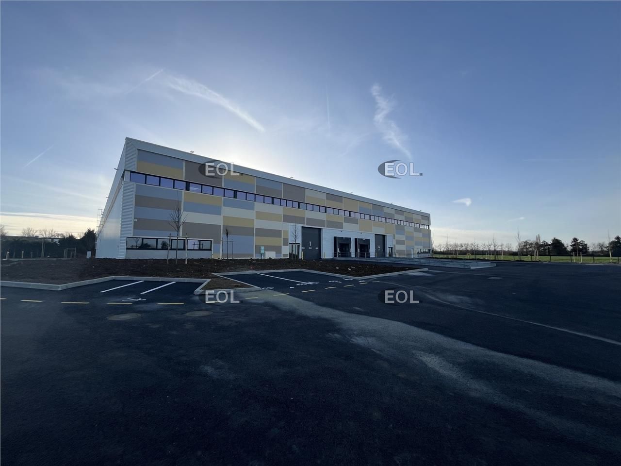 A LOUER - Bâtiment neuf - 2 Cellules de 3 172 m²